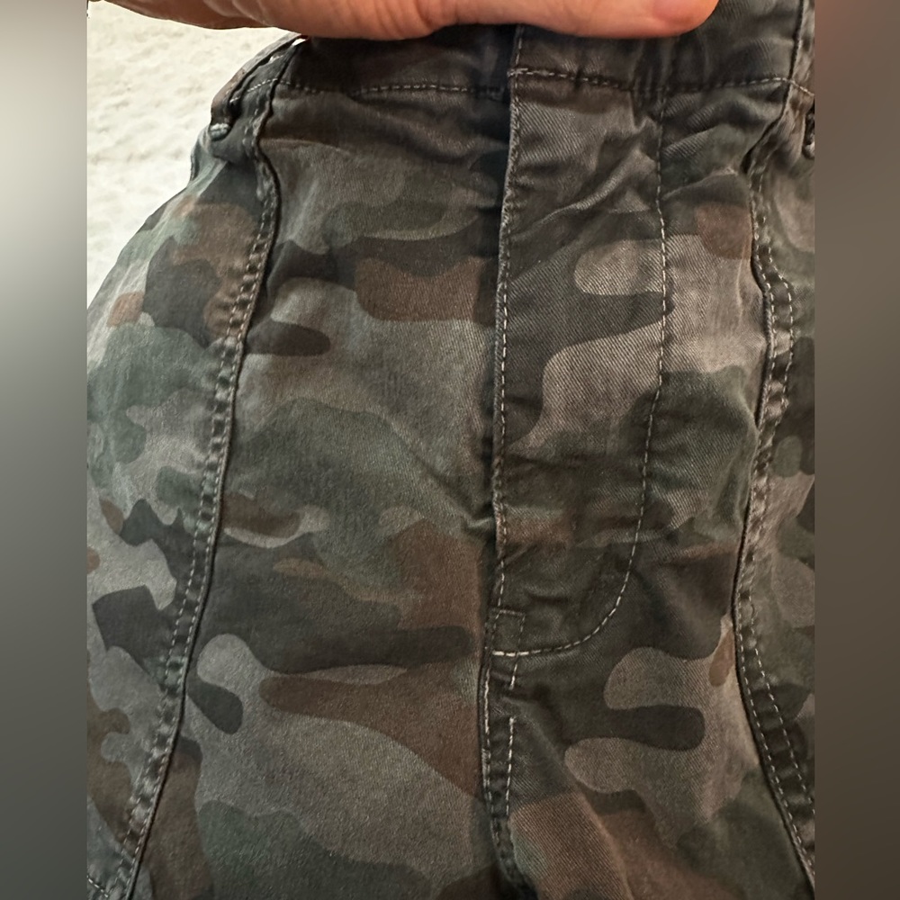 NILI LOTAN French Military Cropped Camo Pants - Picture 12 of 15